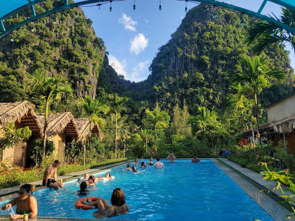Tam Coc Valley Bungalow นิญบิ่ญ ภายนอก รูปภาพ